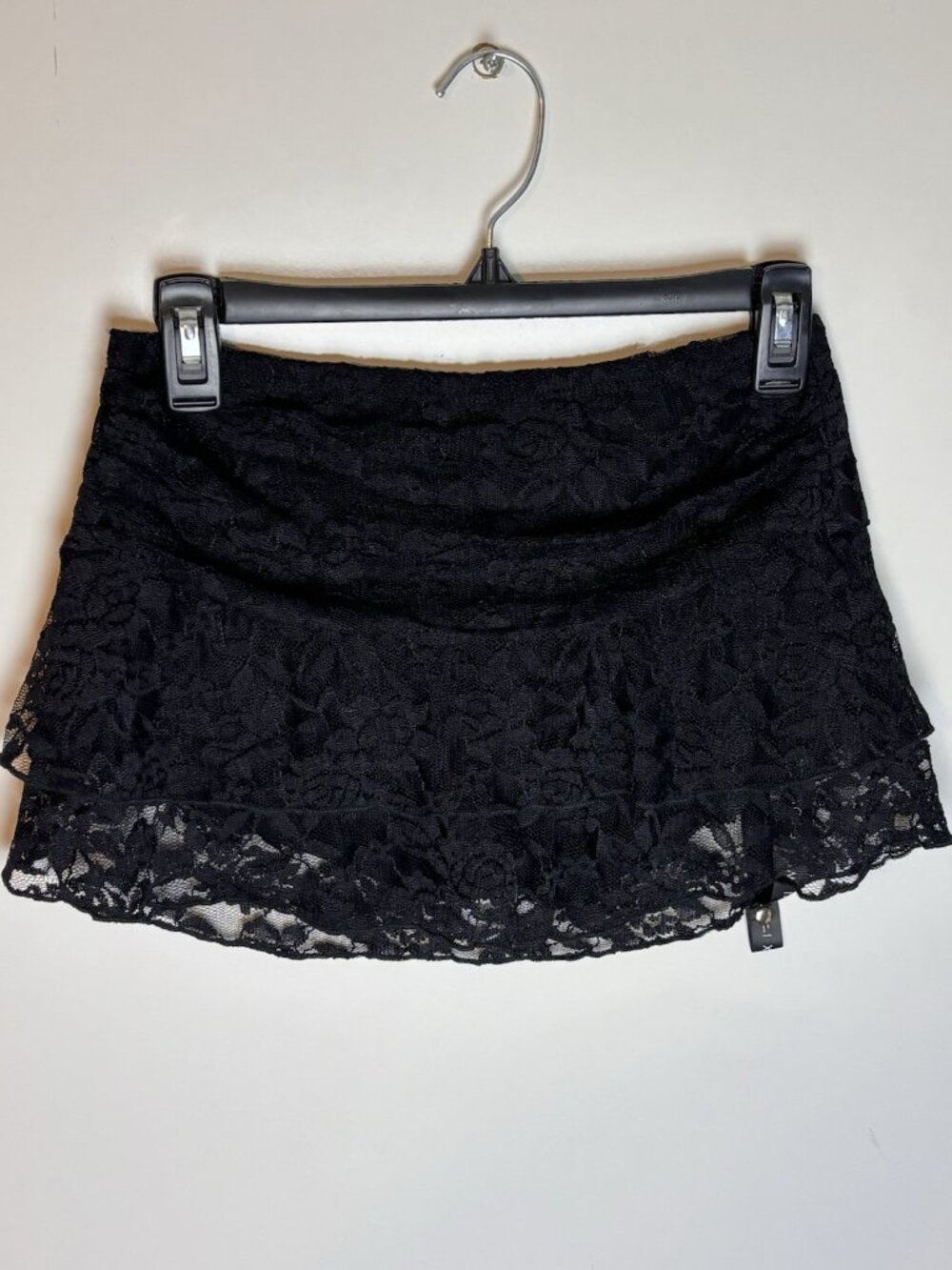 White Fox It's A Love Story Lace Mini Skort Size Medium NWT